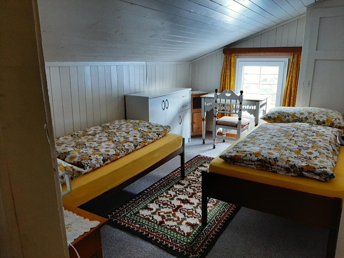 Апартаменти Casa Schuoler Дізентіс Екстер'єр фото